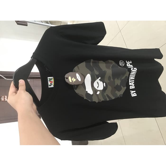 T-Shirt / Kaos BAPE (Bathing Ape)