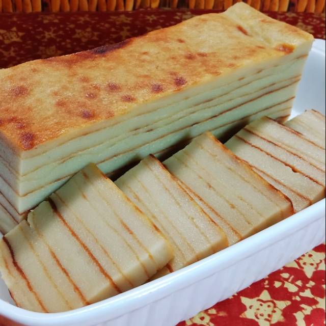 

Kue Lapis Engkak Ketan, kue khas Palembang