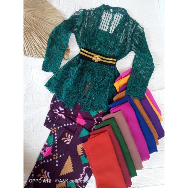 SALEE!!!Set kebaya brokat semifrance