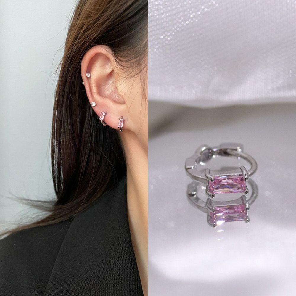 Agustina Gesper Telinga Persegi Panjang Zirkon Super Flash Indah Anting Tindik Temperamen Wanita Earring