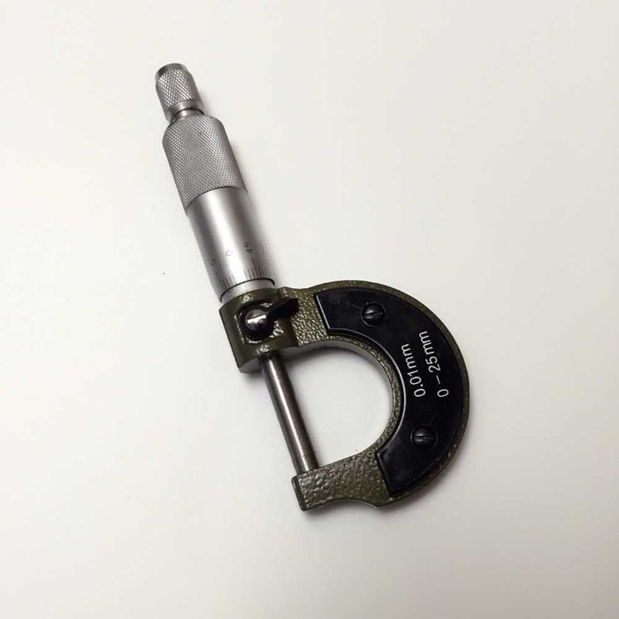 Mitutoyo Micrometer 0-25mm 0.01mm -AK22