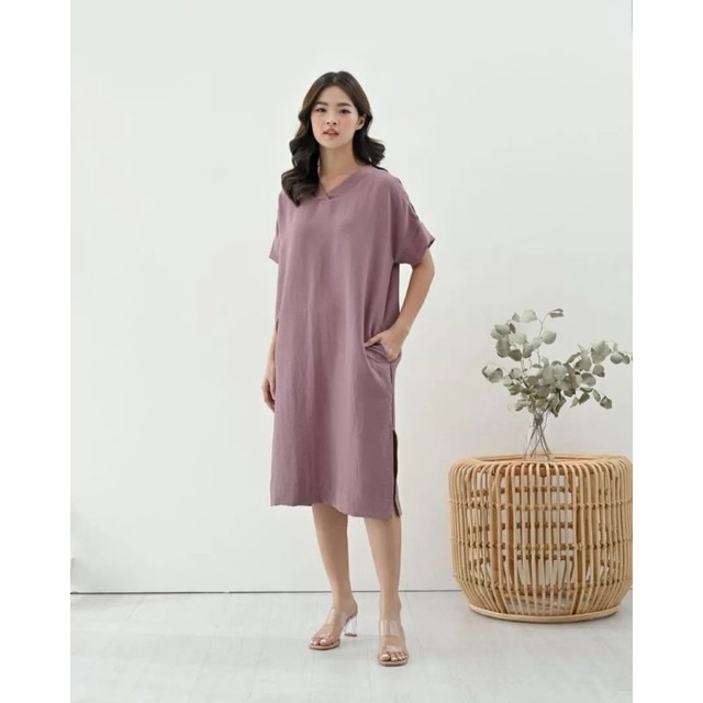 JOSSIE SLIT DRESS - DRESS WANITA TANGAN PENDEK