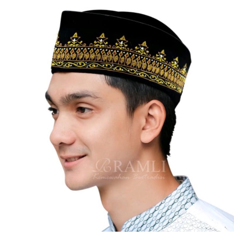 *Peci Kopyah Kopeah Kopiah Songkok Hitam Susun AC Motif Lukis Batik Aceh