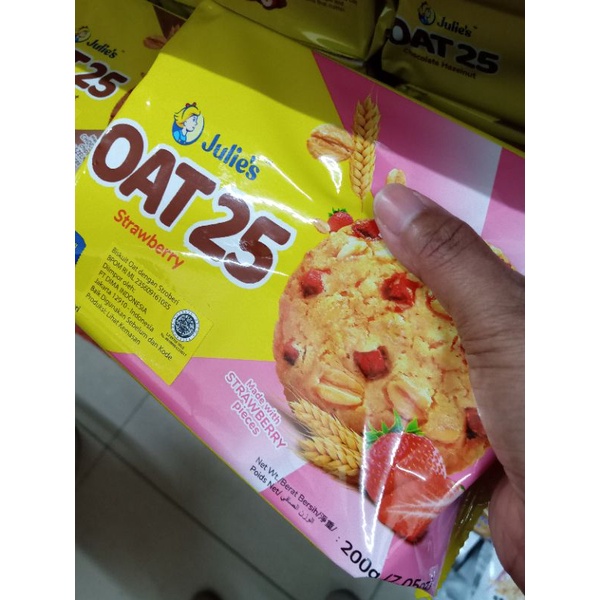 

JULIES OAT 25 BISKUIT IMPORT/MAKANAN RINGAN/CEMILAN/BISKUIT OAT AND CHIPS