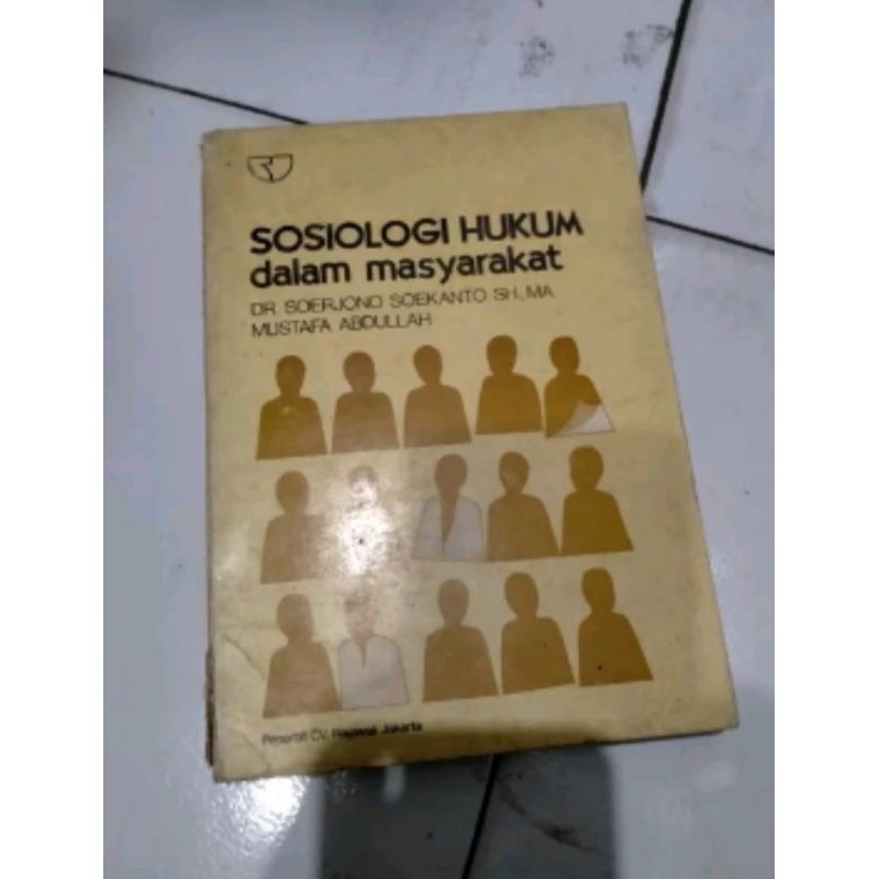 Sosiologi Hukum dalam Masyarakat - Soerjono Soekanto