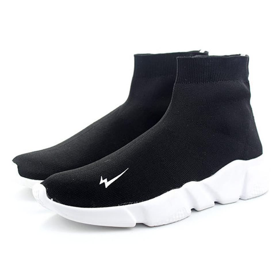 SEPATU SNEAKERS EAGLE BALANCE BLACK WHITE