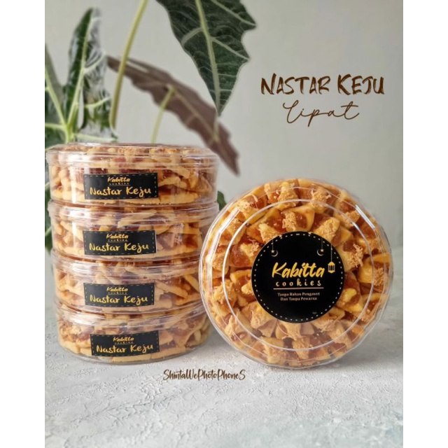 

aneka cookies / nastar/salju/kastengel/coklat kabitta cookies