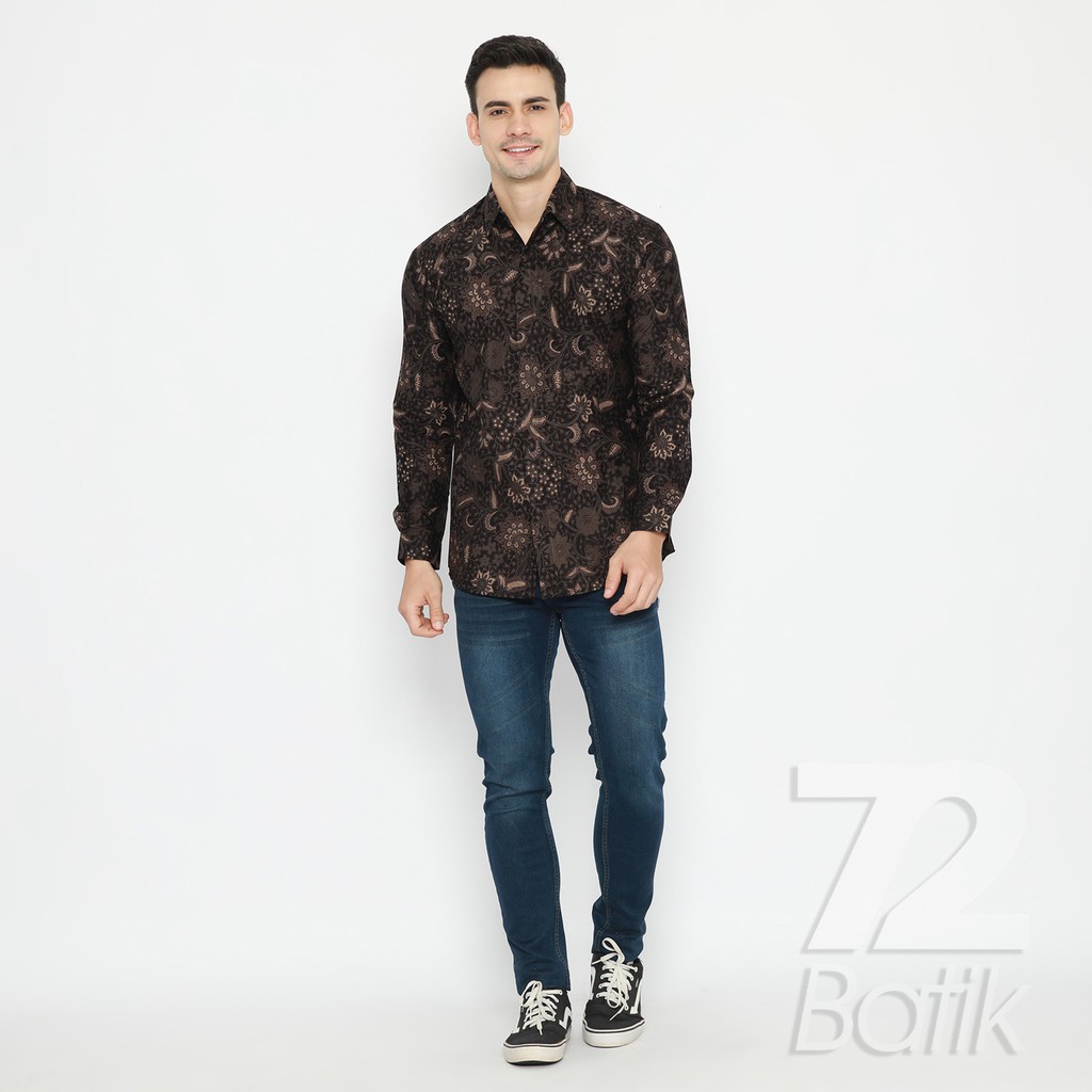 BATIK PRIA LENGAN PANJANG Kemeja Premium Motif Kembang Setaman Hitam 725159 Cap 72 - Baju Kemeja Atasan Pakaian Setelan Batik Pria Cowok Laki Laki Remaja Keluarga Kantor Lengan Panjang Modern Slimfit Slim Fit Premium Kekinian