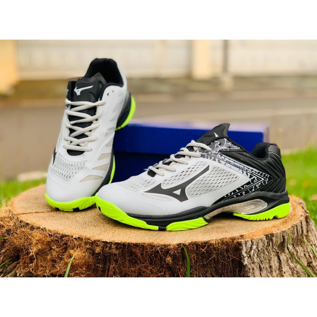 (BAYAR DITEMPAT) ERS SEPATU MIZUNO WLZ 5 LOW GREYBLACK PREMIUM VIETNAM IMPORT OLAHRAGA VOLLY PRIA VO