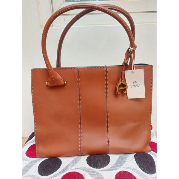 Tas aigner chiara tote toffee preloved original