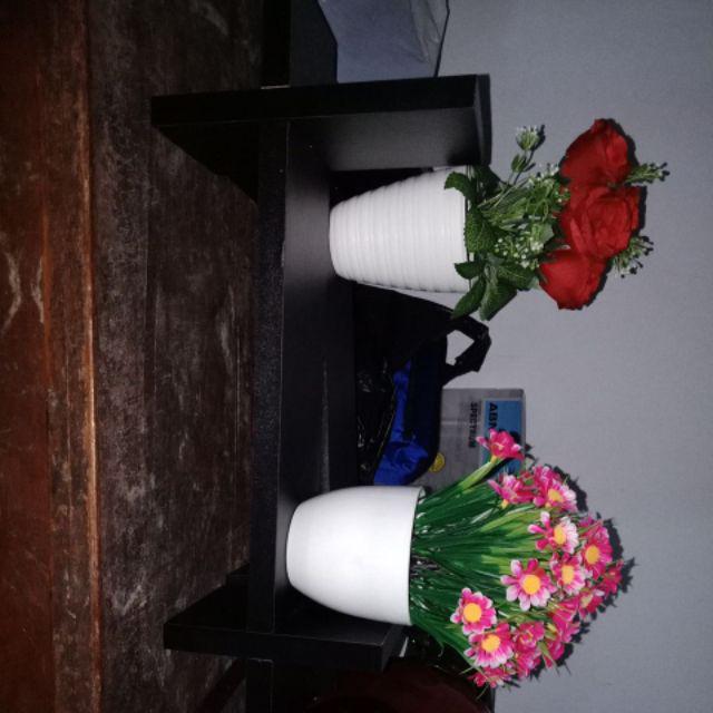 Rak Dinding Minimalis Berpotongan