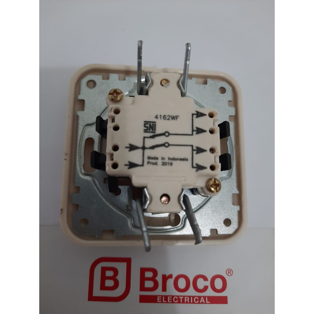 SAKLAR SERI IB GRACIO BROCO 4162