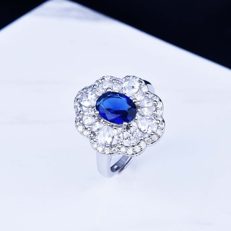 New Natural Sri Lankan Sapphire Ring