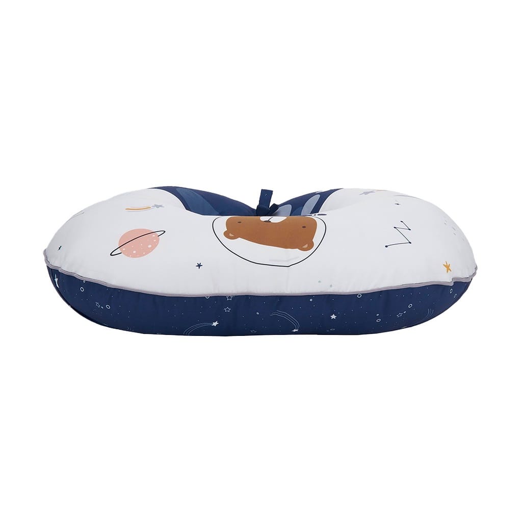 Vee &amp; Mee Nursing Pillow Bantal Menyusui Anti Bakteri + Free Bantal Lengan Astronaut Bear Series  - VMB 2040