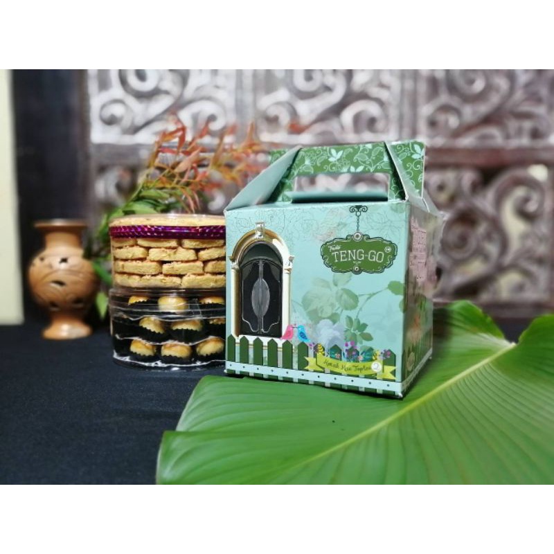 

DUS TOPLES TENGGO Hampers