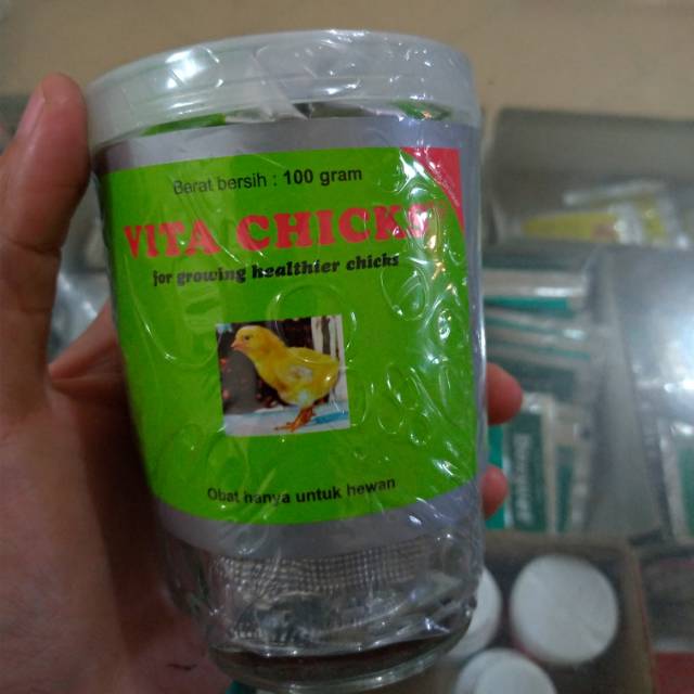 VITA CHICKS 50g beli 2 gratis gelas