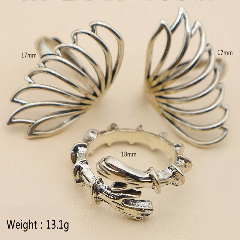 3pcs / set Cincin Desain Sayap Besar hollow Gaya Eropa Amerika Untuk Wanita