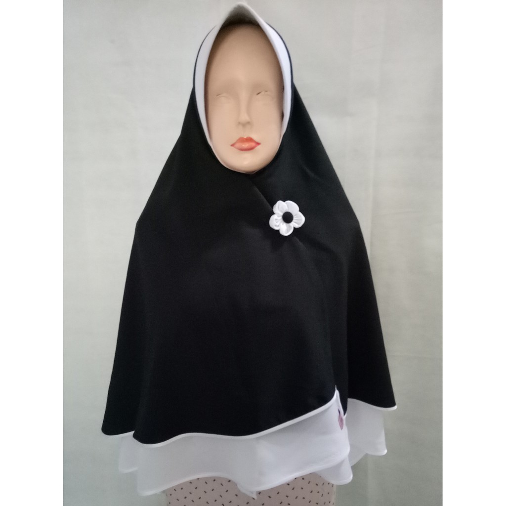 Jilbab Khimar Bolak-Balik Dua Warna Hitam Putih