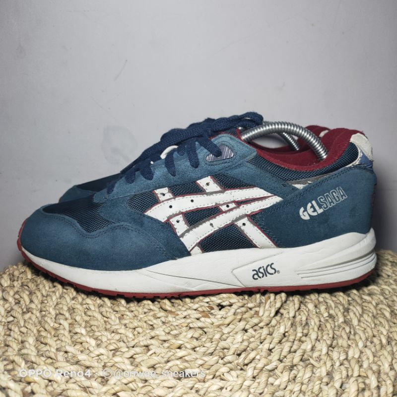 sepatu Sneakers Bekas Second -- Asics Gel -- Saga