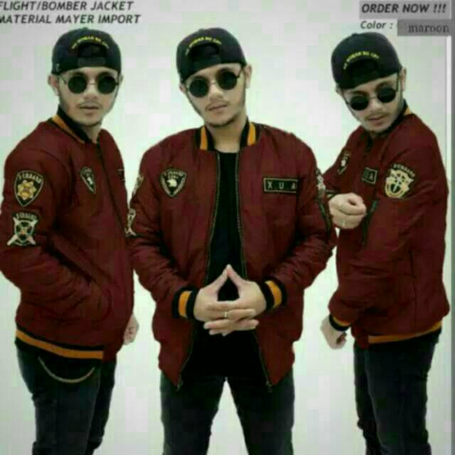 Jaket bomber pria