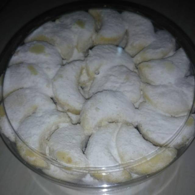 

Kue Putri Salju