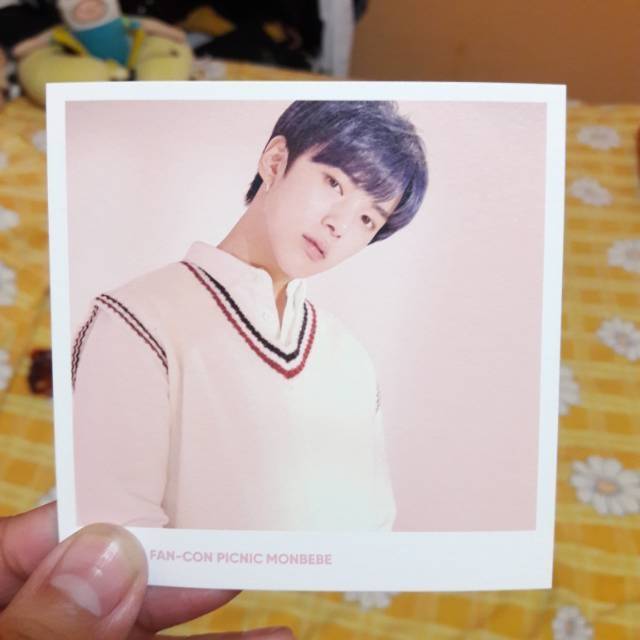 MONSTA X FANCON PICNIC MONBEBE POLAROID (rare)