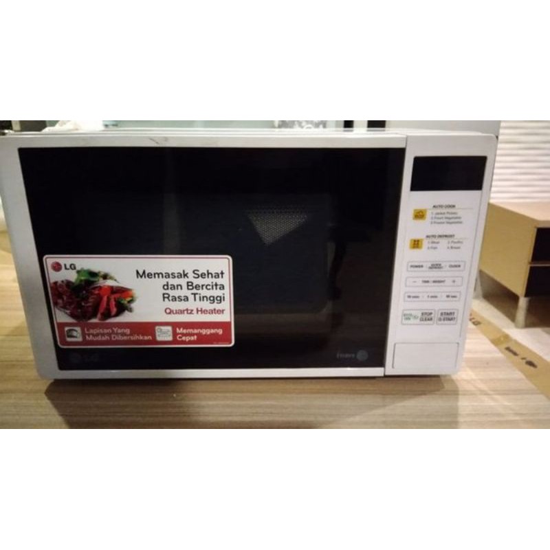 Microwave Oven LG MS2042D Putih