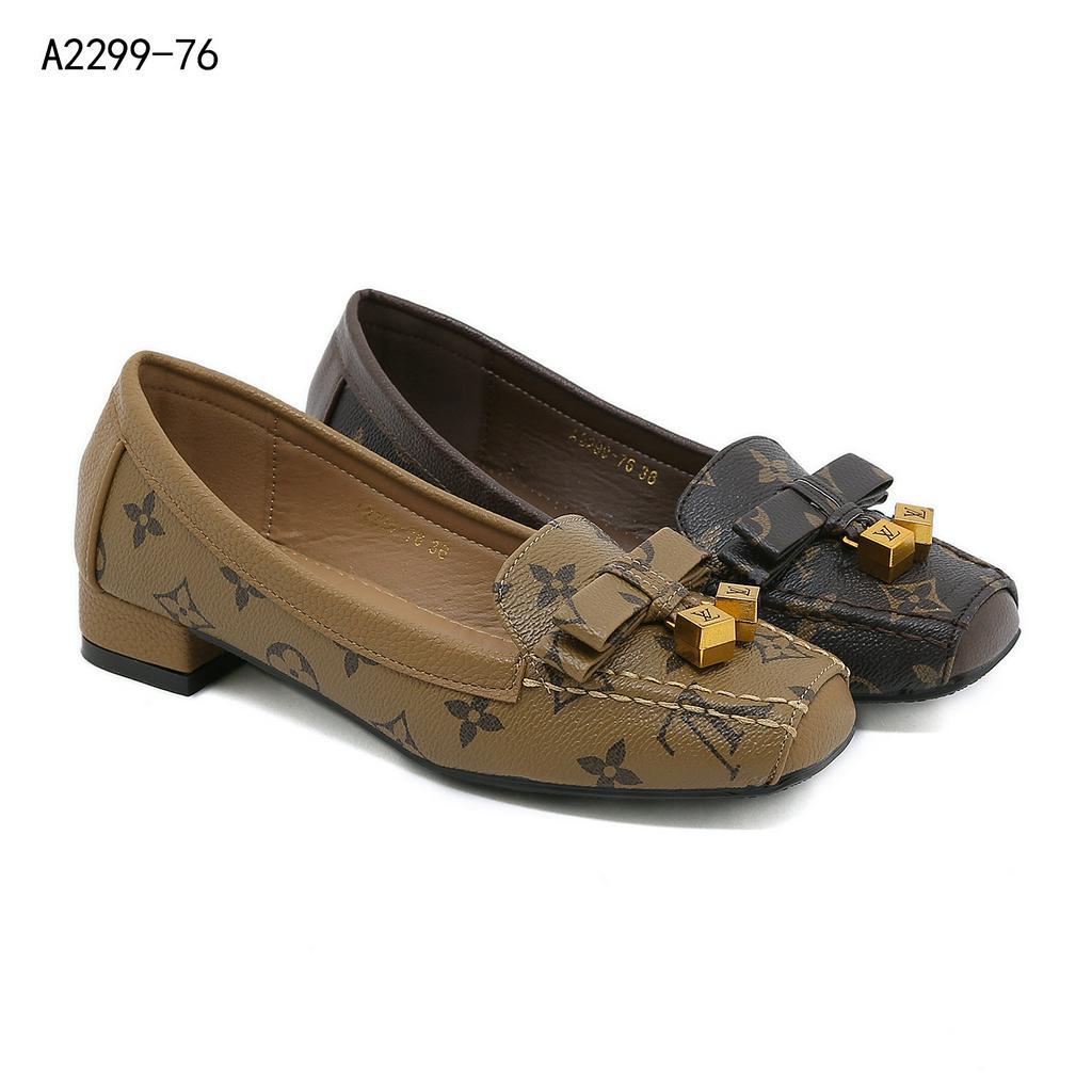 A2299-76 Moccasin