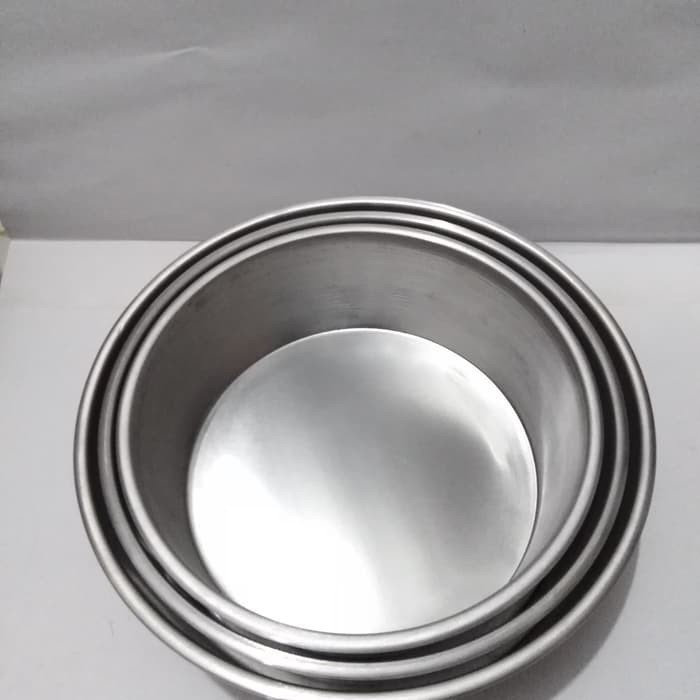 Loyang Kue Bulat Alumunium Round Cake Mold 18cm/20cm/22cm/24cm/26cm