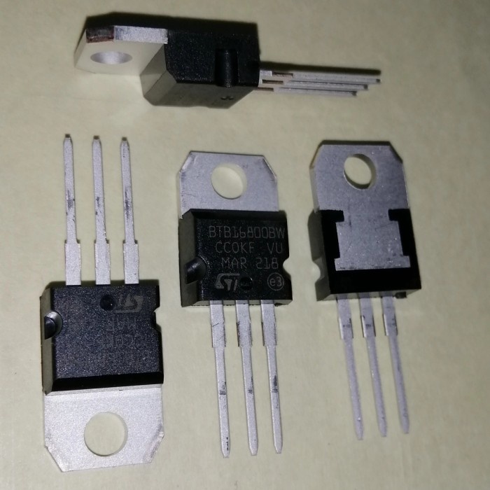 BTB16-800BW BTB16 800BW Triacs Transistor BTB16800BW 16A 800V To-220