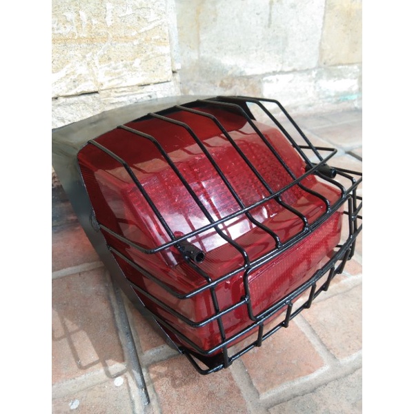 Lampu Belakang Vespa PX.Lampu Belakang Vespa PS.Lampu Belakang Vespa Spartan