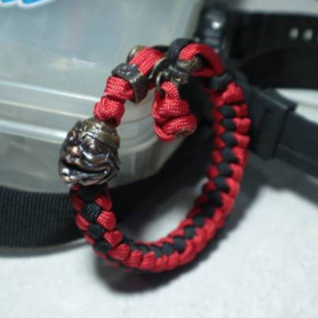 Catapult Shackle Cepot Beads Paracord Bracelets