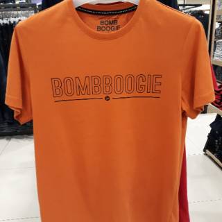 Kaos cowok bombboogie original bombboogie kaosbombboogie Kaos cowok bombboogie original bombboogie kaosbombboogie