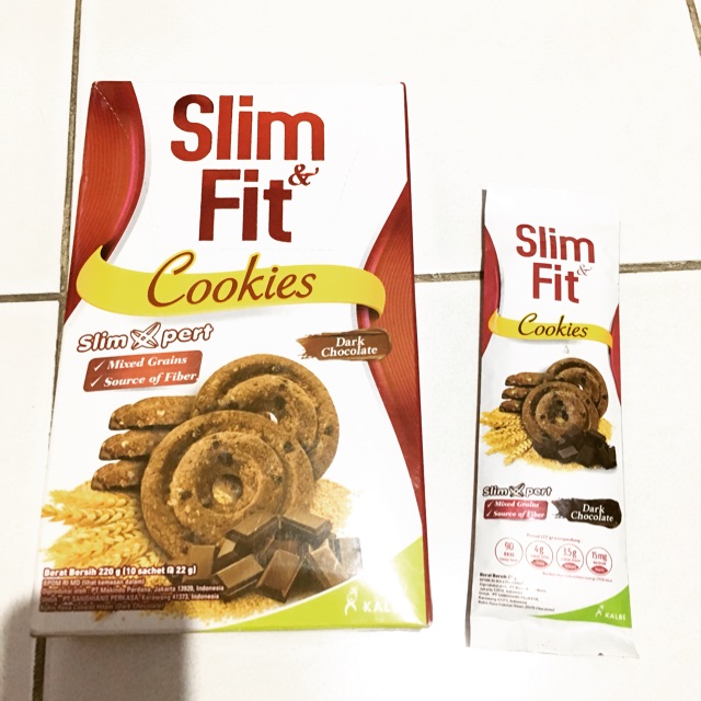 Biskuit Slim Fit (KALBE) Dark Chocolate