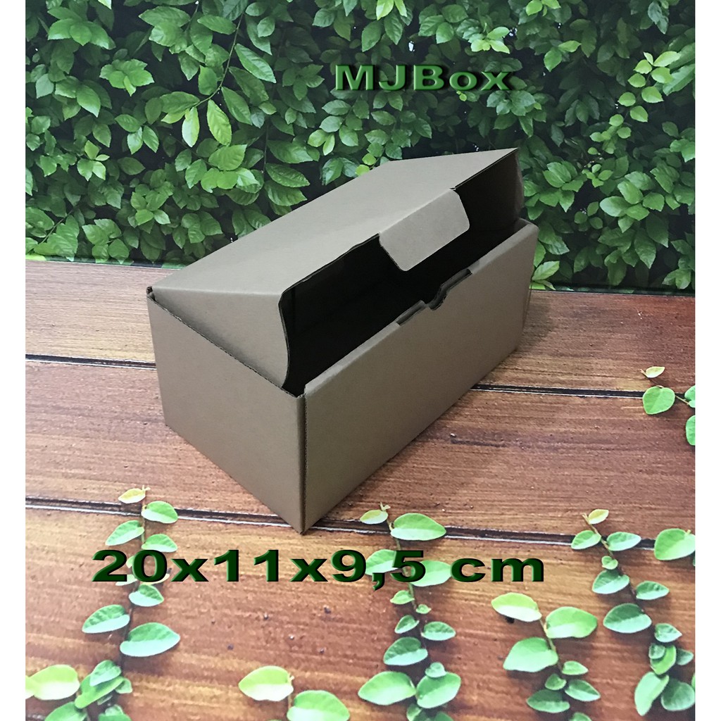 

KARDUS UK. 20x11x9,5 CM........DIE CUT KOTAK KARTON BISA UNTUK PACKING 2 PCS TOPLES , DLL