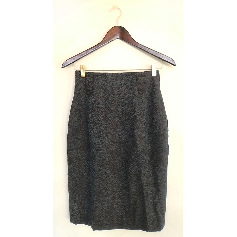 Rok Pensil Motif Abstrak