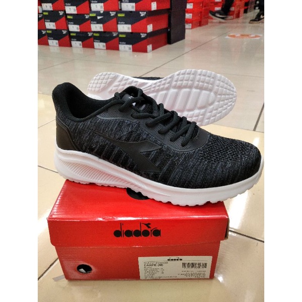 SEPATU ORIGINAL DIADORA CARPE (M)