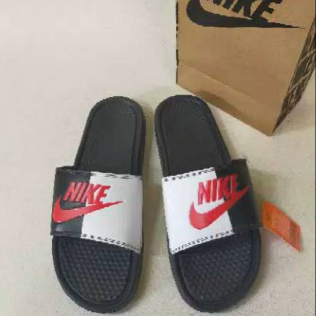 nike benassi black and red