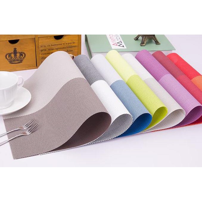 

Promo Alas tatakan piring makan bahan PVC ringan modern higienis - HHM442 - Merah Limited