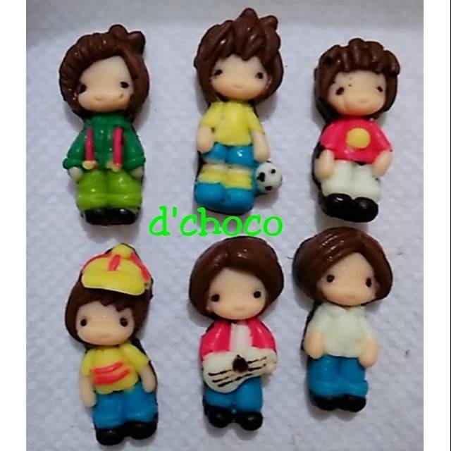 

Coklat karakter Ezzy