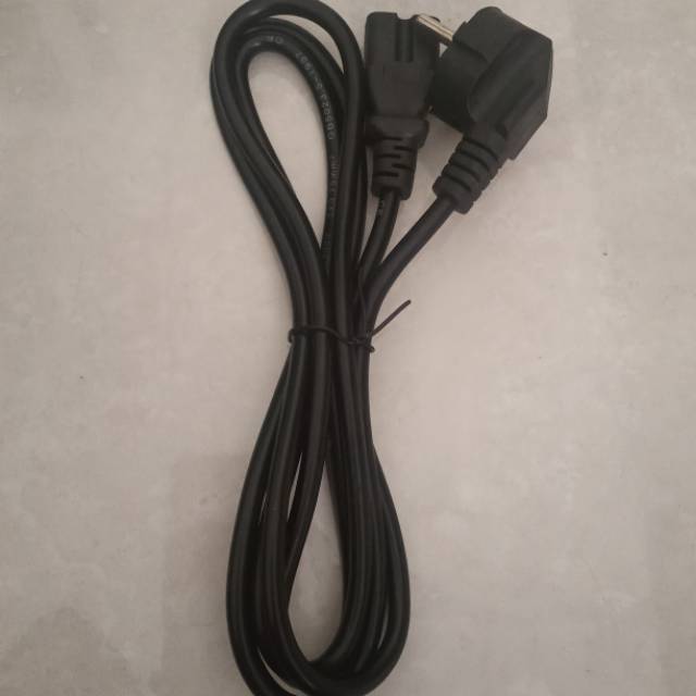 Kabel adaptor laptop