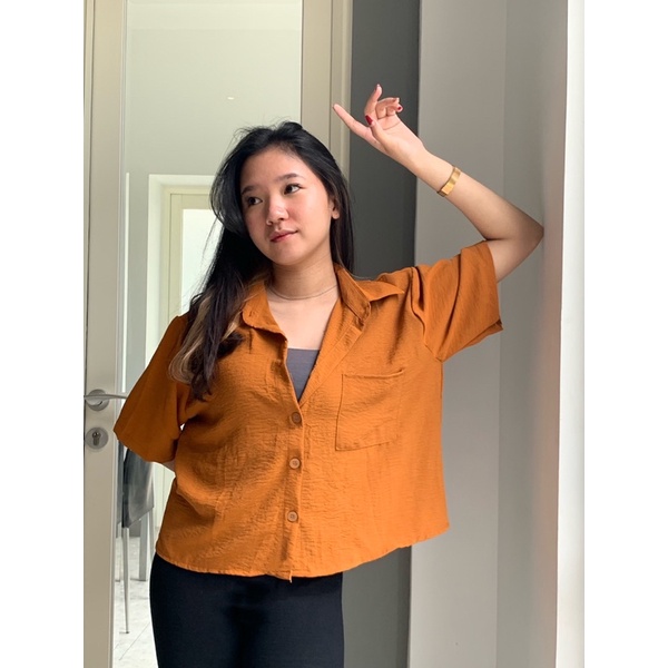 JOSHIN Kemeja Wanita Kancing Basic - Shirt Croptop Button