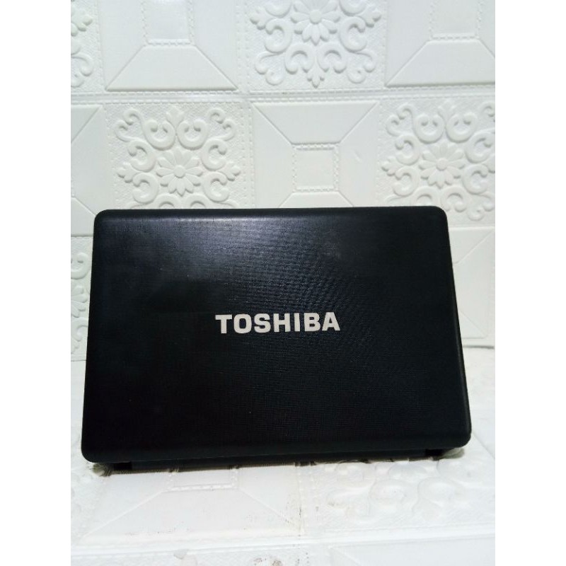 Laptop toshiba satellite C640 intel i3/4GB/500GB/Win7 second