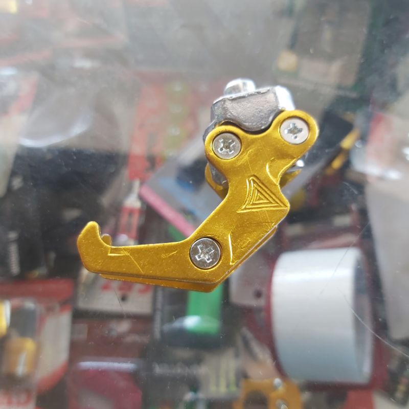 Gantungan Motor Universal Model Cakar, Gantungan barang motor