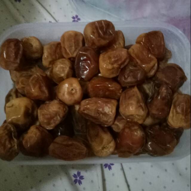 

Kurma sukari premium..