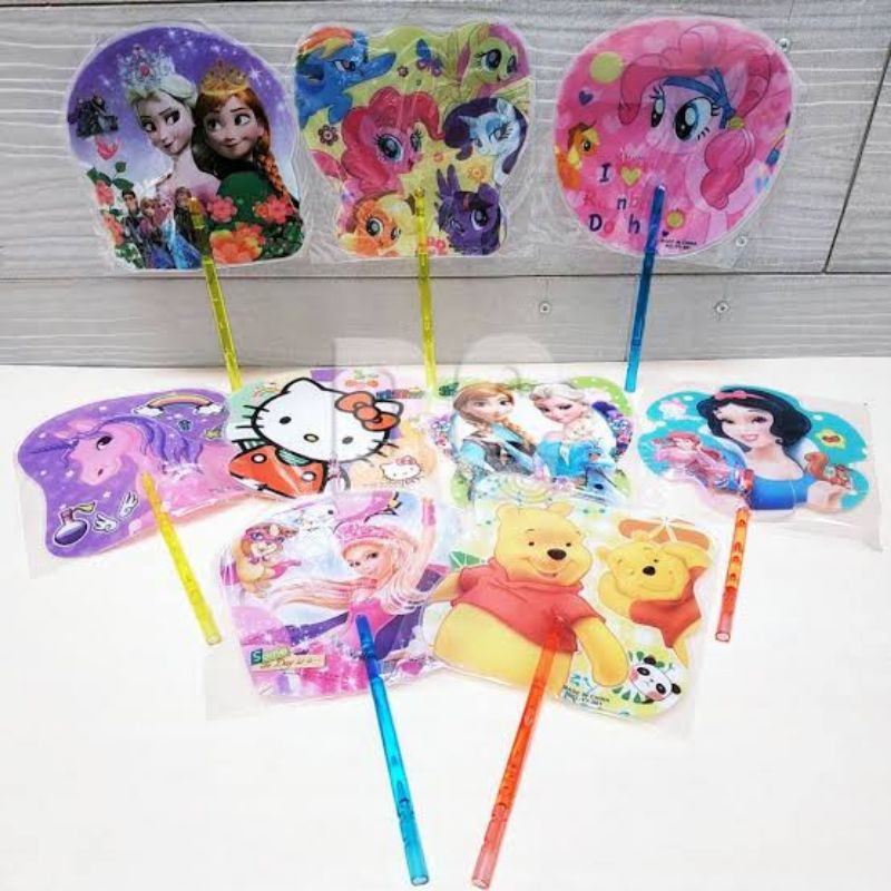 

kipaspeluit/karakter/kartunlucu