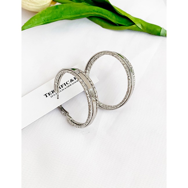 LRC Anting tusuk Fashion Alloy Circle Studs