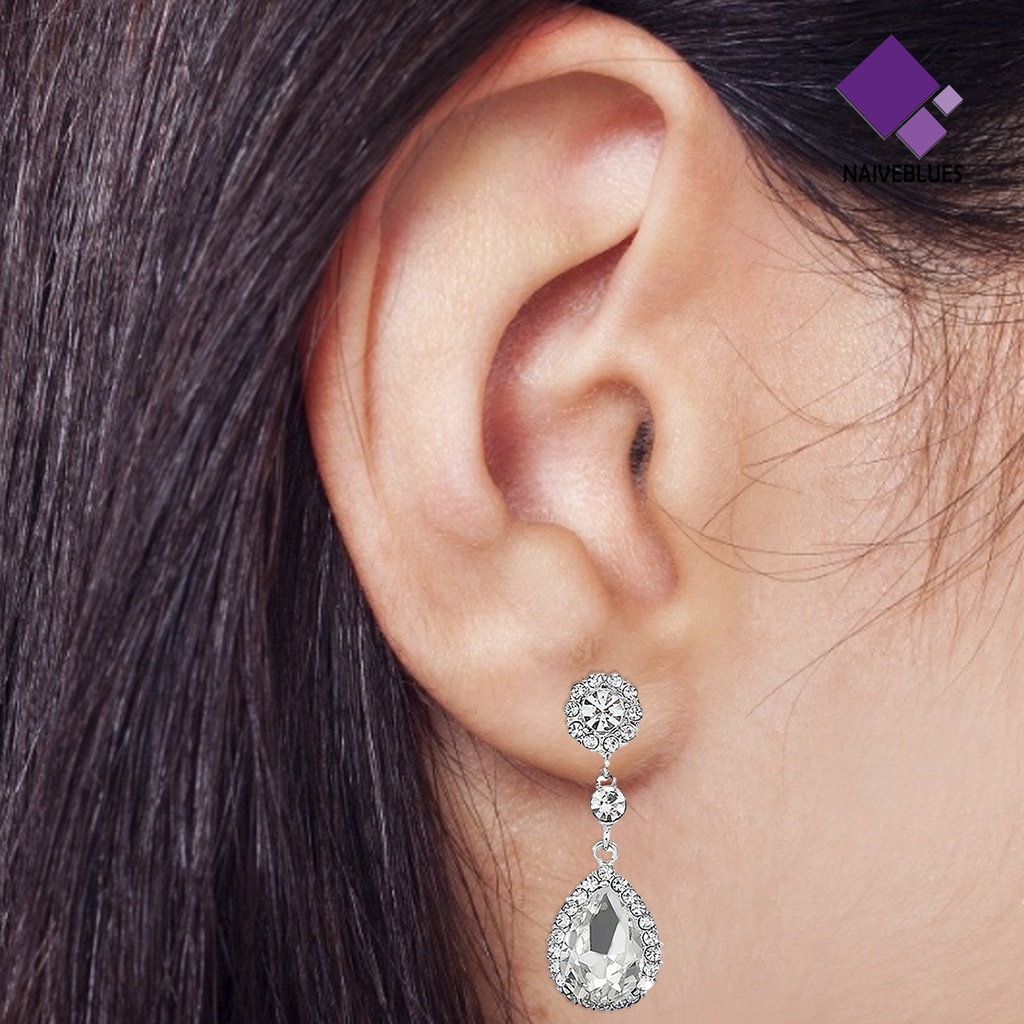 Naiveblue &gt; Anting Gantung Panjang Kait Motif Tetesan Air Aksen Hollow Untuk Perhiasan Wanita