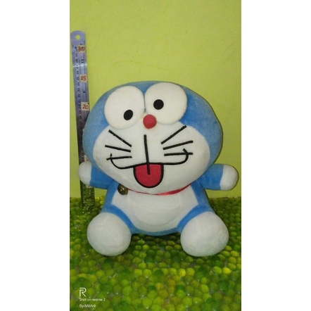boneka doraemon preloved