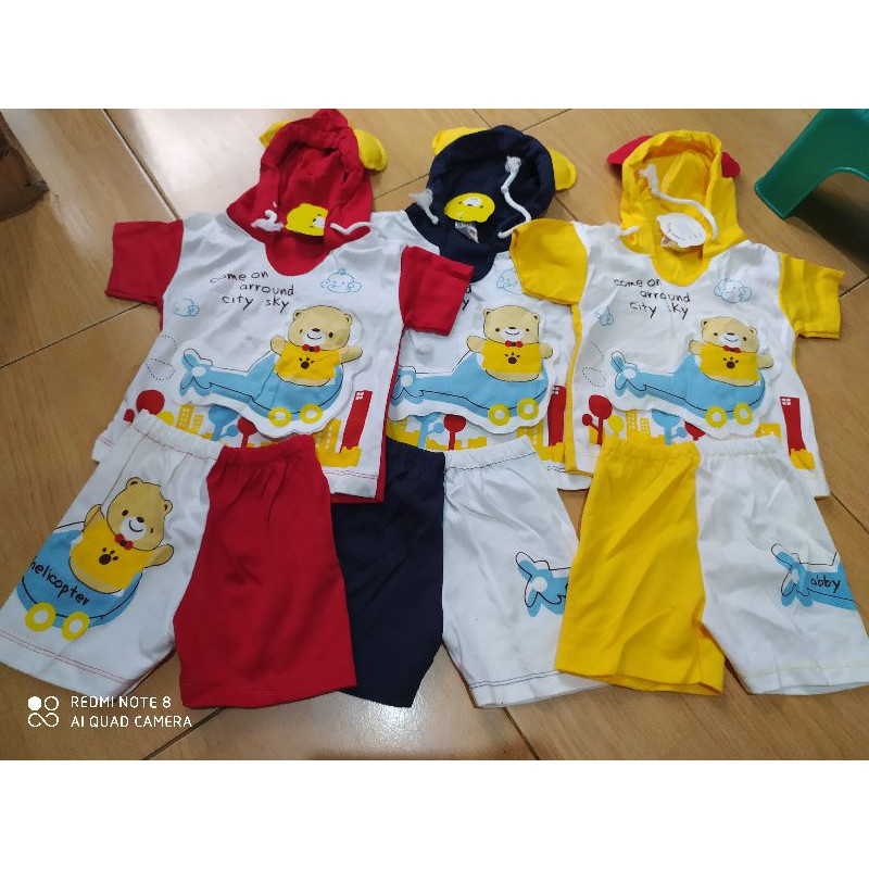 stelan bayi bertopi  papanda / piyo 3 - 6 bulan